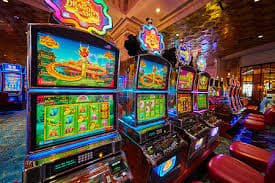 Người chơi tham gia Bingo trực tuyến trên 58vin qua điện thoại